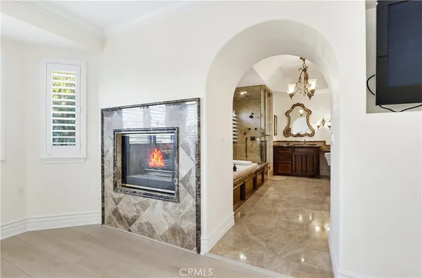 $2,295,000 | 260 South Willowcreek Lane, Anaheim, CA 92808