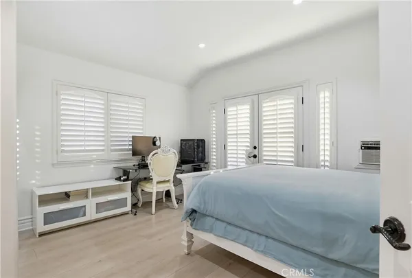 $2,295,000 | 260 South Willowcreek Lane, Anaheim, CA 92808