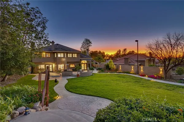 $2,295,000 | 260 South Willowcreek Lane, Anaheim, CA 92808