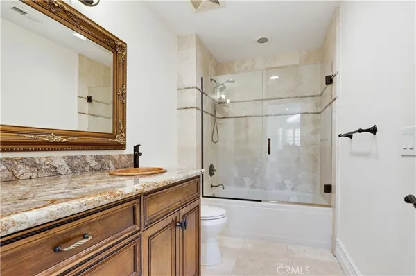 $2,295,000 | 260 South Willowcreek Lane, Anaheim, CA 92808