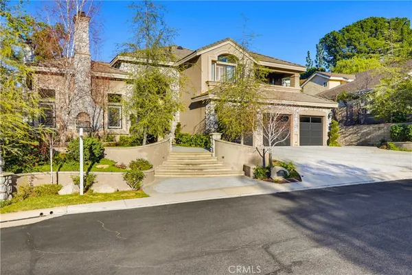 $2,295,000 | 260 South Willowcreek Lane, Anaheim, CA 92808