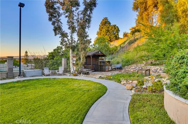 $2,295,000 | 260 South Willowcreek Lane, Anaheim, CA 92808