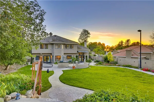 $2,295,000 | 260 South Willowcreek Lane, Anaheim, CA 92808