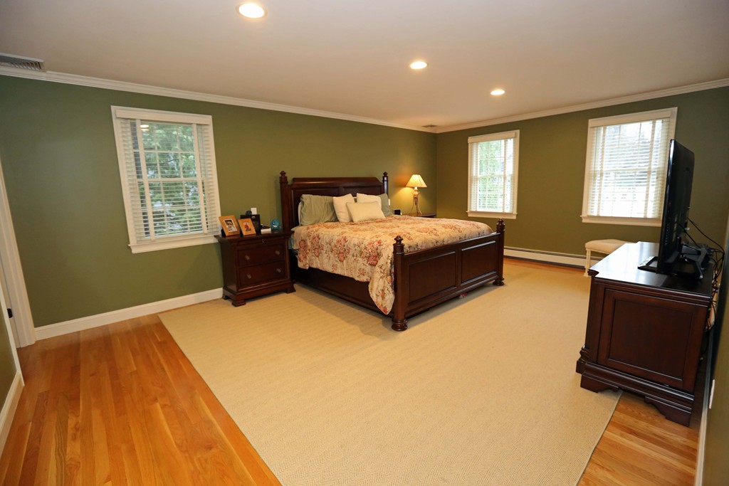 34 Prospect Street Needham, MA 02492 - Photo 13 of 30 Gallery Image 13