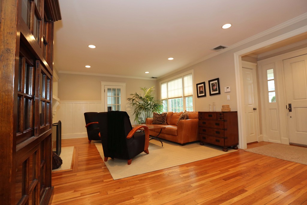 34 Prospect Street Needham, MA 02492 - Photo 2 of 30 Gallery Image 2