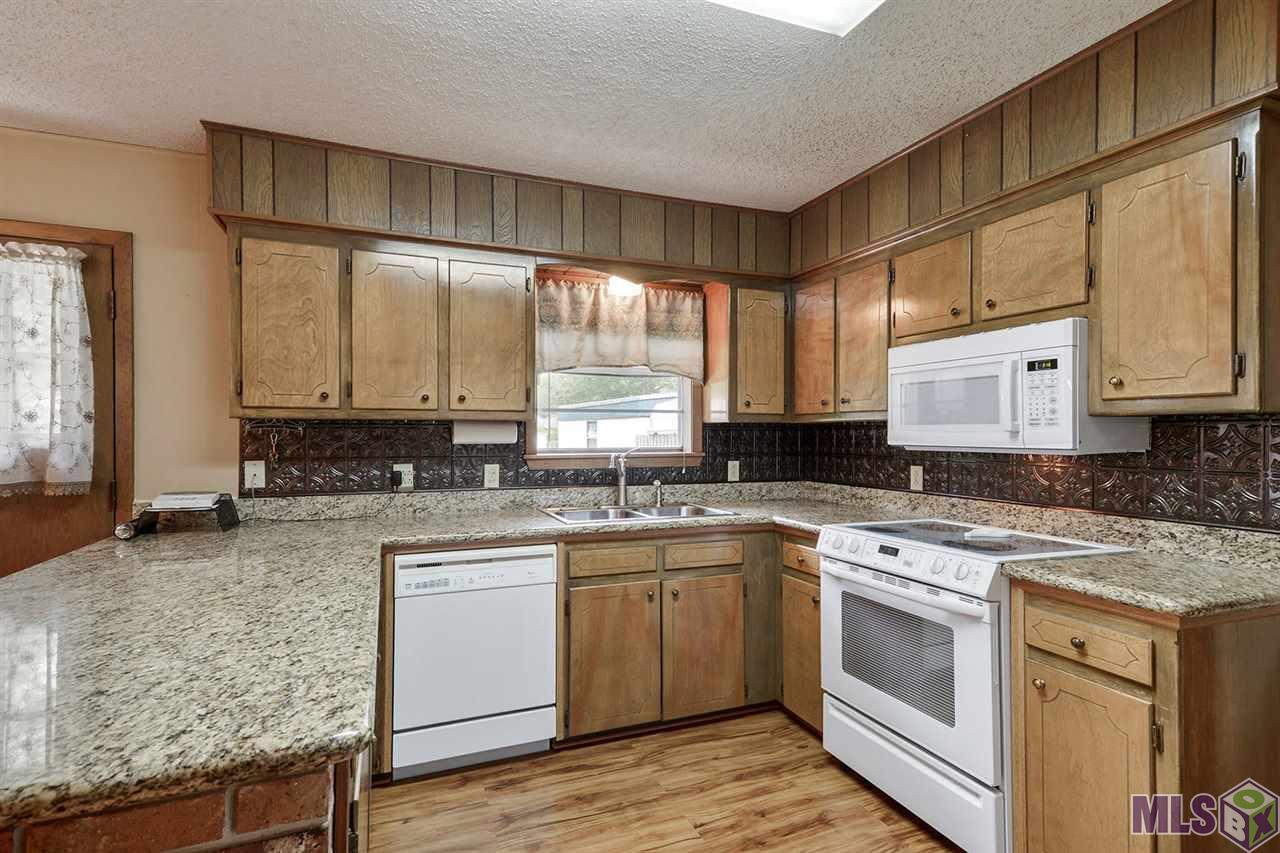 10063 Ridgely Drive Baton Rouge, LA 70809 - Photo 5 of 13