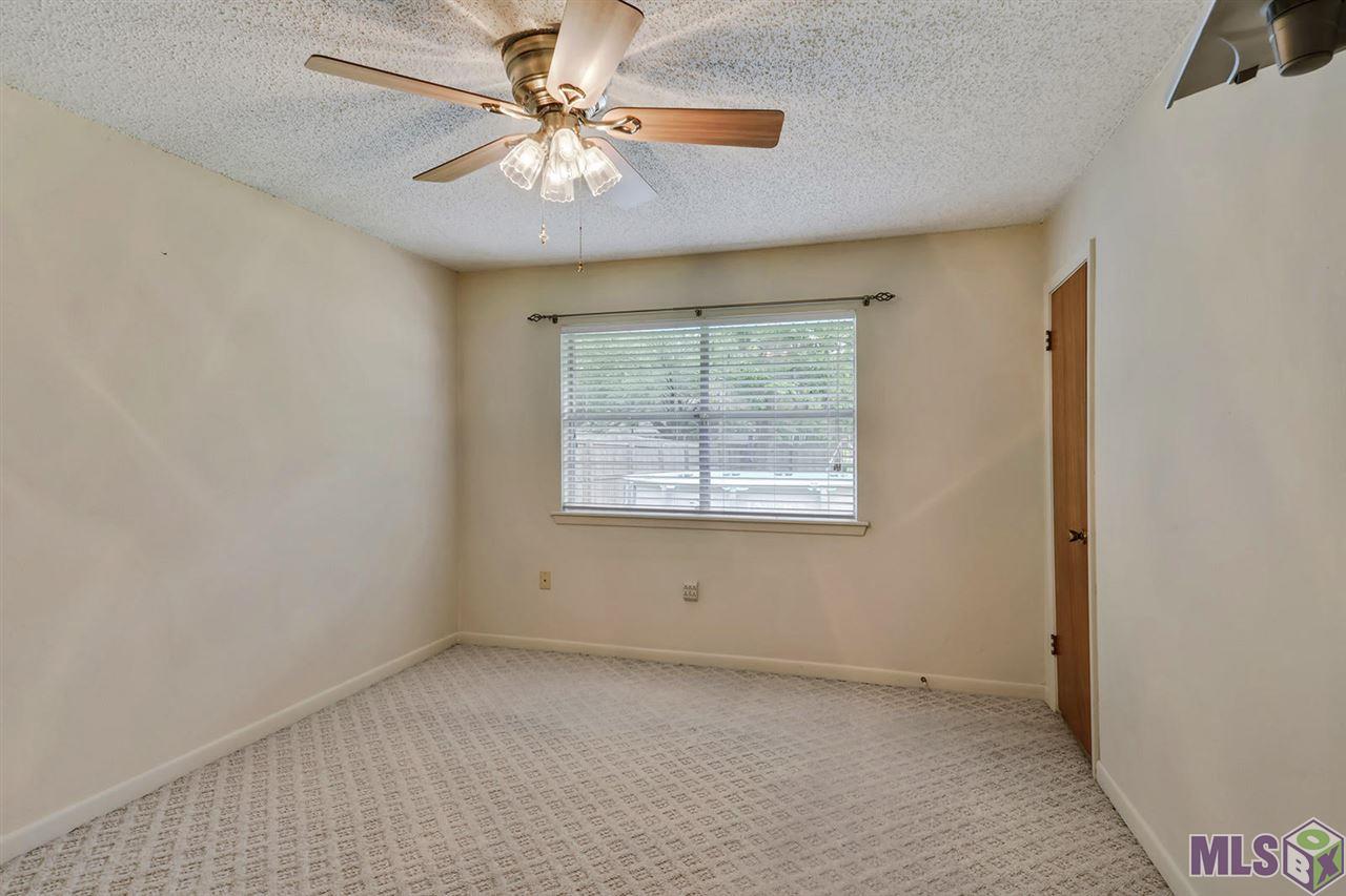 10063 Ridgely Drive Baton Rouge, LA 70809 - Photo 6 of 13
