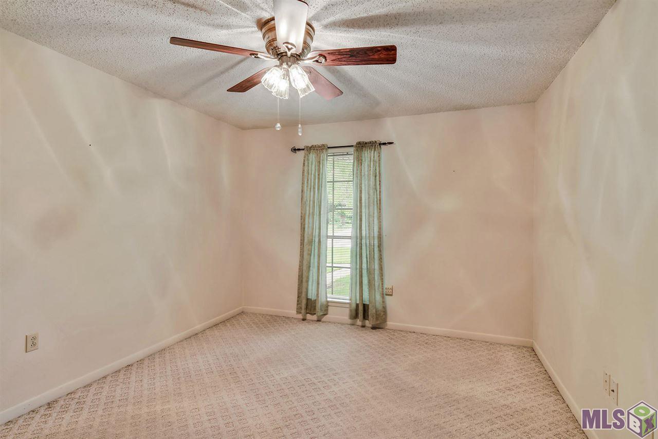 10063 Ridgely Drive Baton Rouge, LA 70809 - Photo 8 of 13