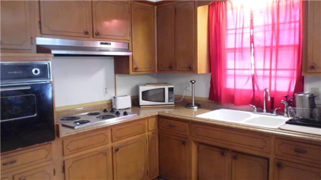 309 Rossview Road Clarksville, TN 37043 - Photo 10 of 10 Gallery Image 10