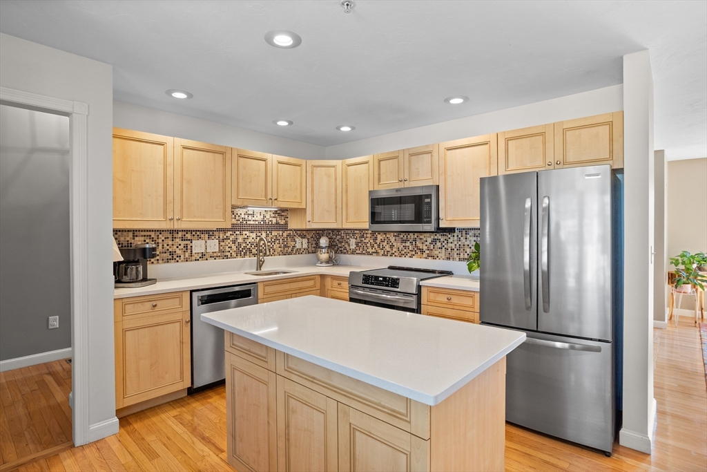 6 Rotherham Way, Unit C Hudson, MA 01749 - Photo 13 of 33 Gallery Image 13