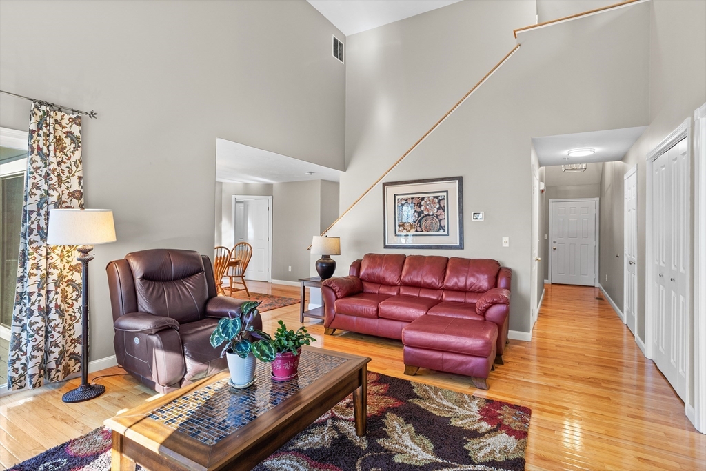 6 Rotherham Way, Unit C Hudson, MA 01749 - Photo 5 of 33 Gallery Image 5