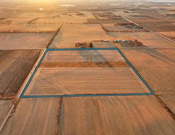 $1 | 38.2 M/l Acres Slinde, Stoughton, WI 53589