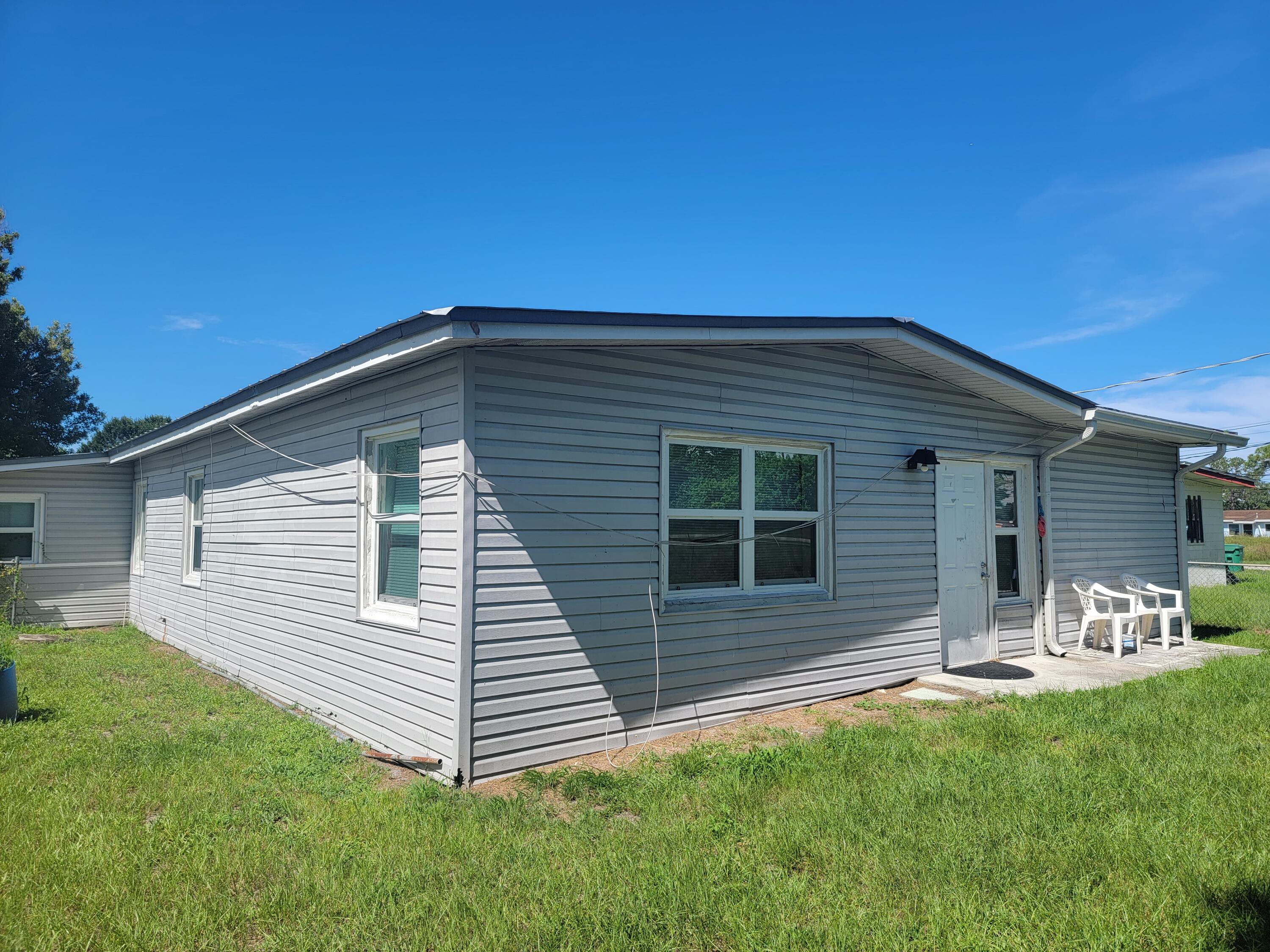 3403 Sloan Road Fort Pierce, FL 34947 - Photo 26 of 30 20220822_153915