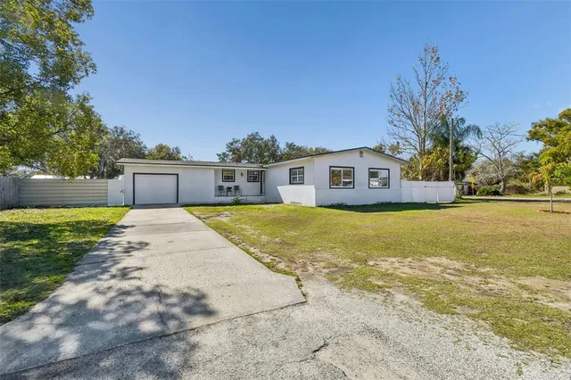 $390,000 | 2109 Oakland Drive, Brandon, FL 33510