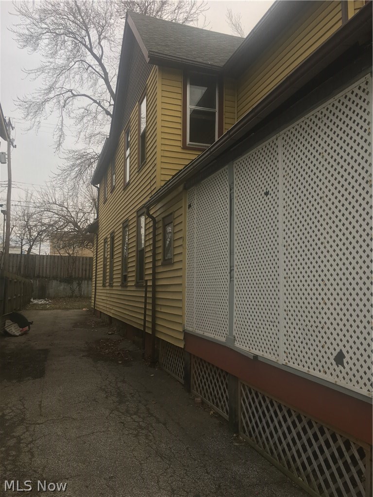 7515 Rutledge Avenue Cleveland, OH 44102 - Photo 4 of 5 Gallery Image 4