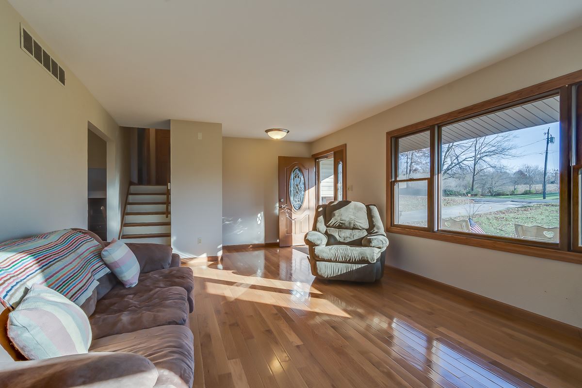 24695 Layton Road South Bend, IN 46614 - Photo 3 of 27