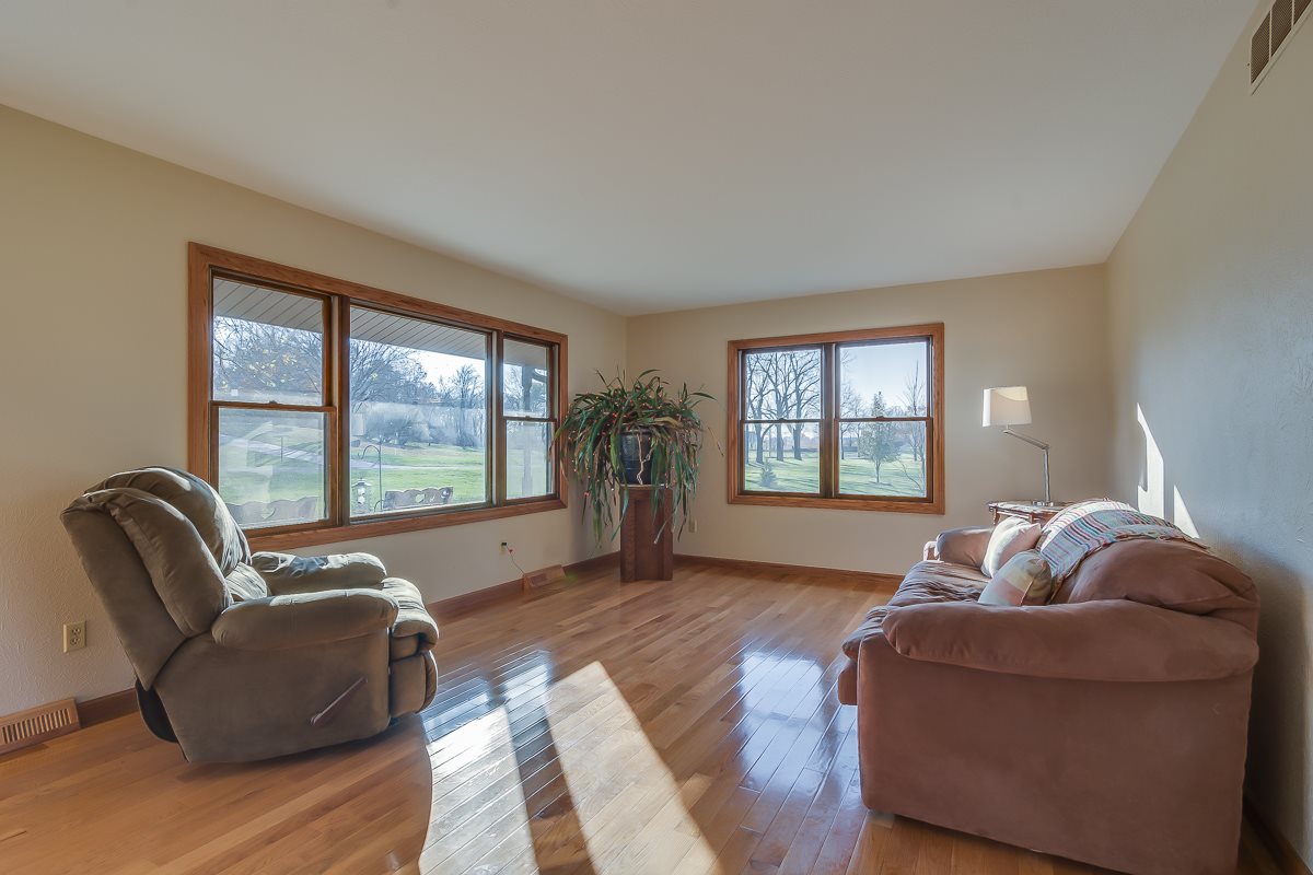 24695 Layton Road South Bend, IN 46614 - Photo 4 of 27