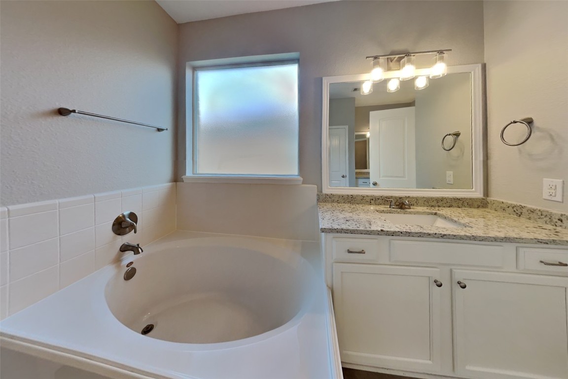 22451 Toronado Ridge Lane Porter, TX 77365 - Photo 11 of 19