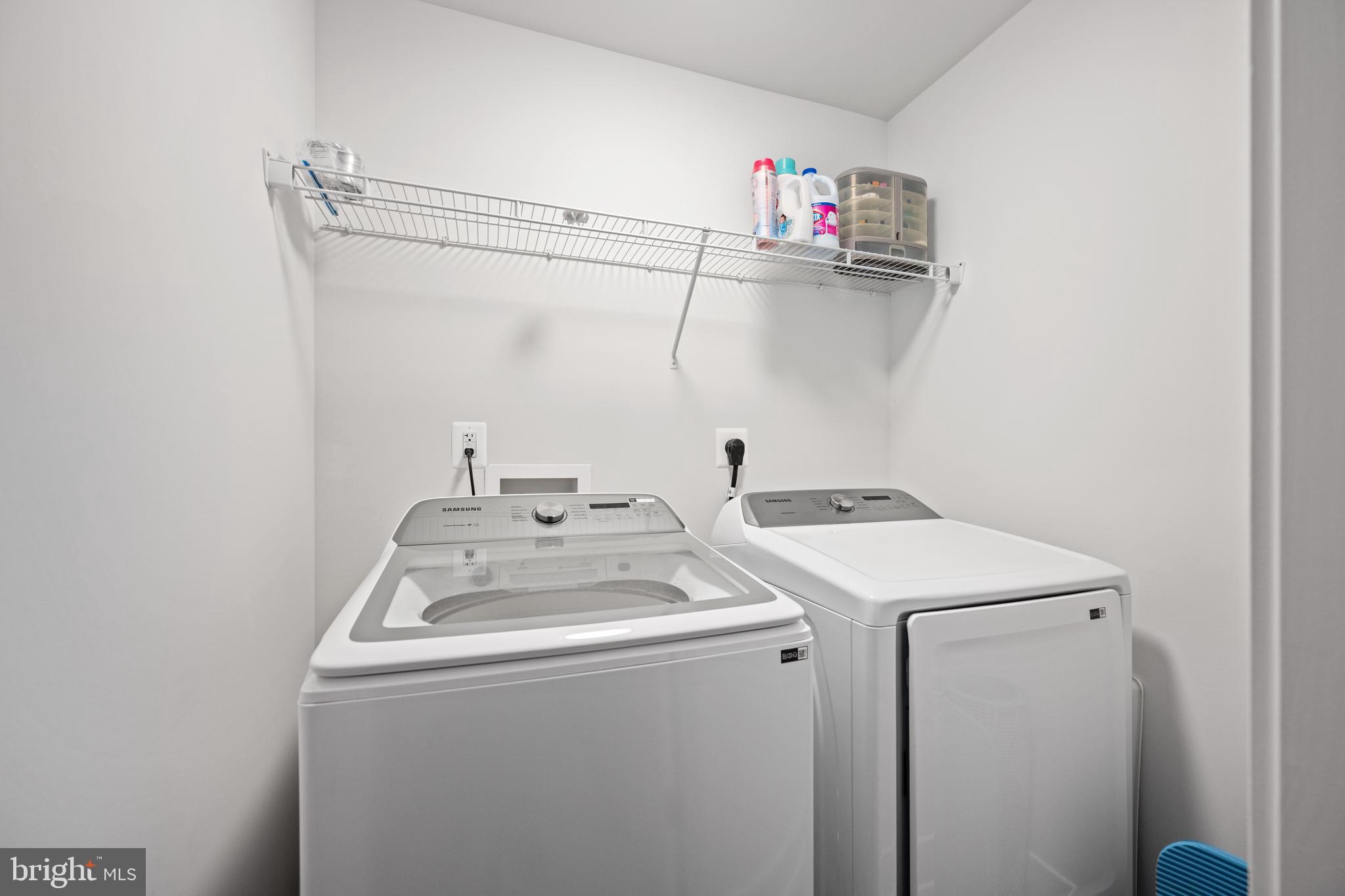 133 7th Street Colonial Beach, VA 22443 - Photo 53 of 72 a utility room with dryer and washer
