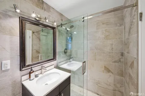 $1,195,000 | 160 Graystone Terrace, Unit 5, San Francisco, CA 94114