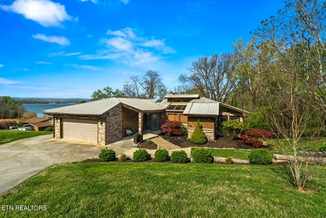 $500,000 | 1888 Wilderness Drive, Talbott, TN 37877