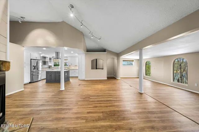 $500,000 | 1888 Wilderness Drive, Talbott, TN 37877