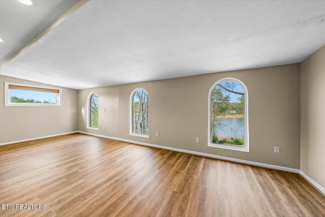 $500,000 | 1888 Wilderness Drive, Talbott, TN 37877