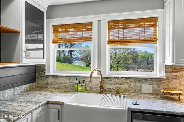 $500,000 | 1888 Wilderness Drive, Talbott, TN 37877