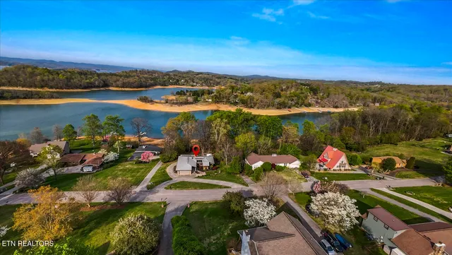 $500,000 | 1888 Wilderness Drive, Talbott, TN 37877