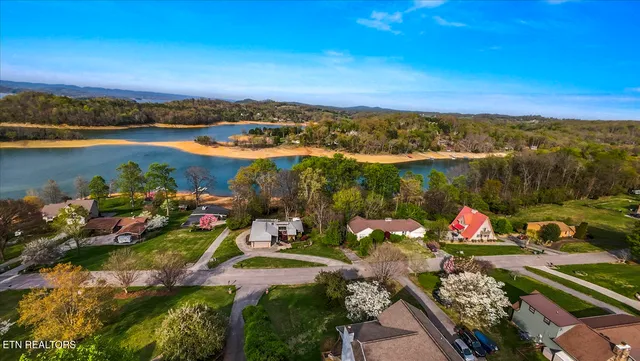 $500,000 | 1888 Wilderness Drive, Talbott, TN 37877