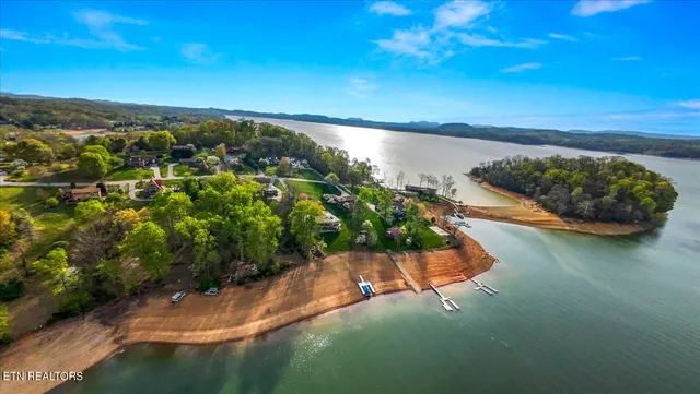 $500,000 | 1888 Wilderness Drive, Talbott, TN 37877