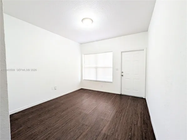 $2,000 | 825 Southwest 6th Place, Florida City, FL 33034