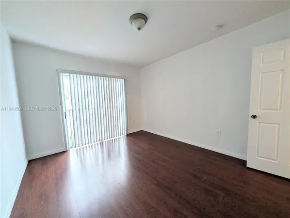 $2,000 | 825 Southwest 6th Place, Florida City, FL 33034