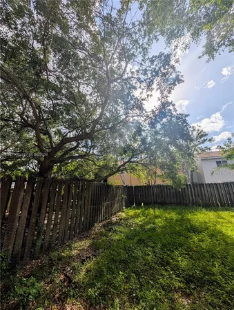 $2,000 | 825 Southwest 6th Place, Florida City, FL 33034