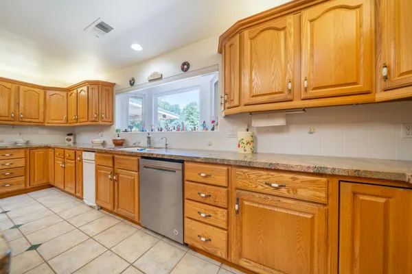 $820,000 | 16922 China Gulch Drive, Anderson, CA 96007