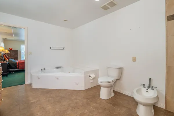 $820,000 | 16922 China Gulch Drive, Anderson, CA 96007