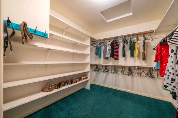 $820,000 | 16922 China Gulch Drive, Anderson, CA 96007