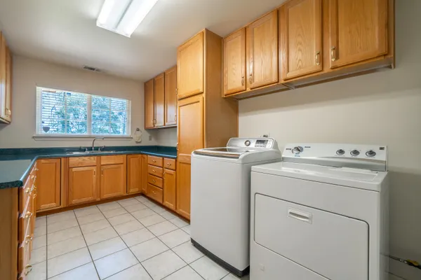 $820,000 | 16922 China Gulch Drive, Anderson, CA 96007