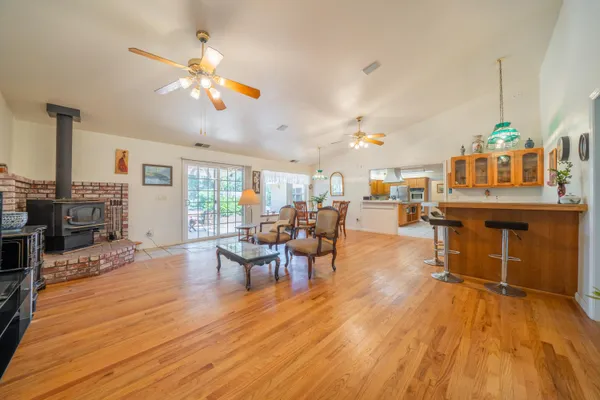 $820,000 | 16922 China Gulch Drive, Anderson, CA 96007