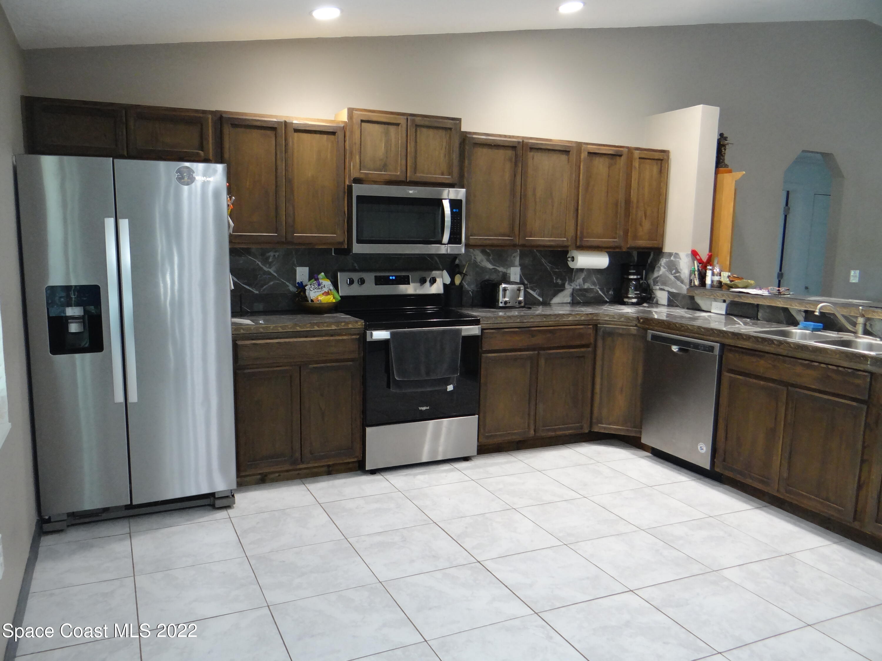 171 Labra Road Palm Bay, FL 32908 - Photo 8 of 28 6 Labra Kit3