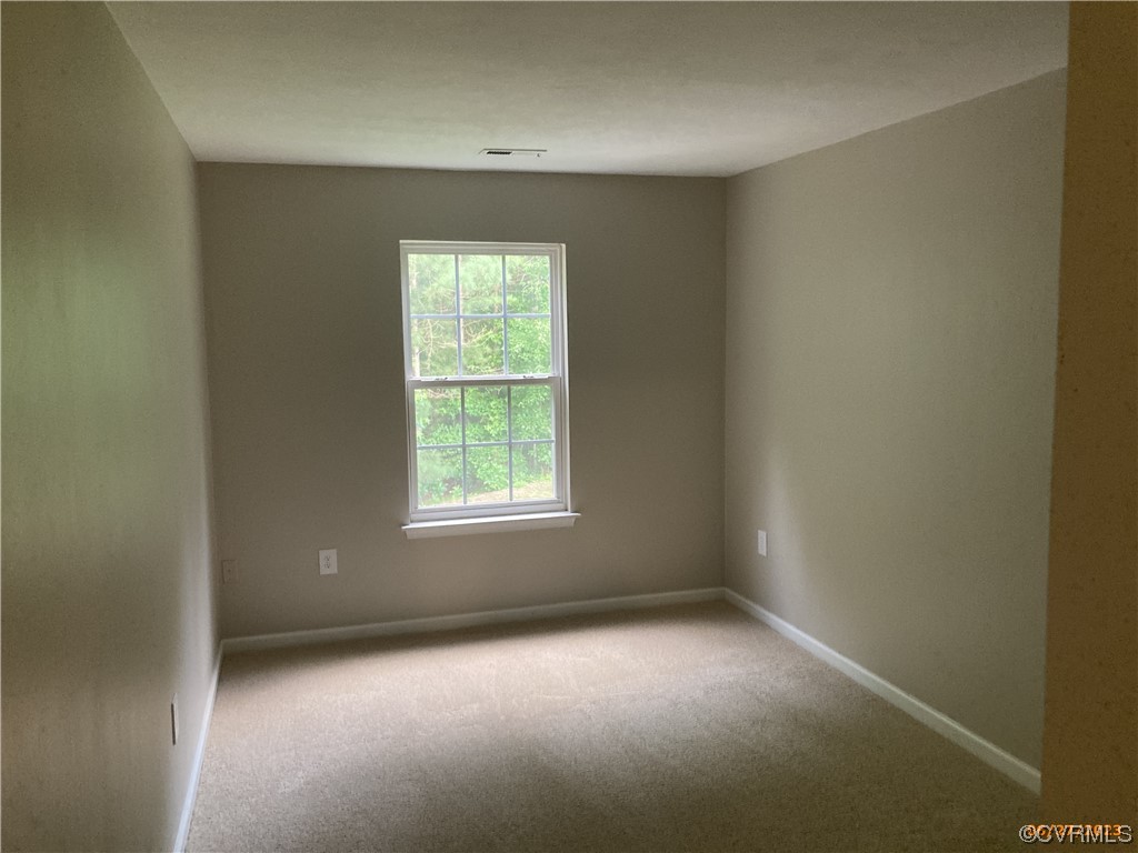 13737 Nile Road Chester, VA 23831 - Photo 16 of 21 Gallery Image 16