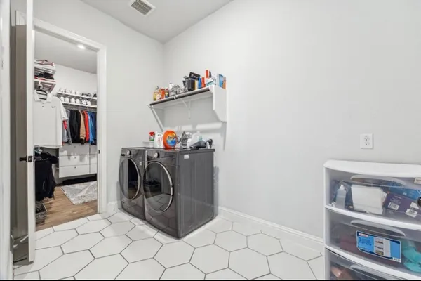 $679,500 | 2119 Parker Grove Drive, Manvel, TX 77578