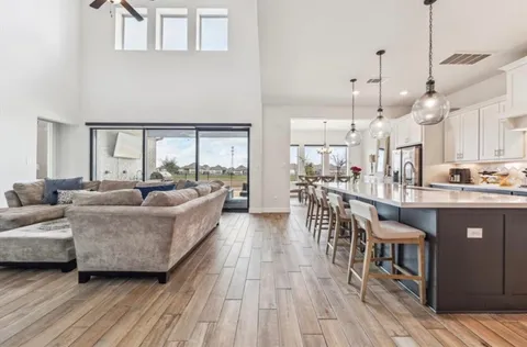 $699,500 | 2119 Parker Grove Drive, Manvel, TX 77578