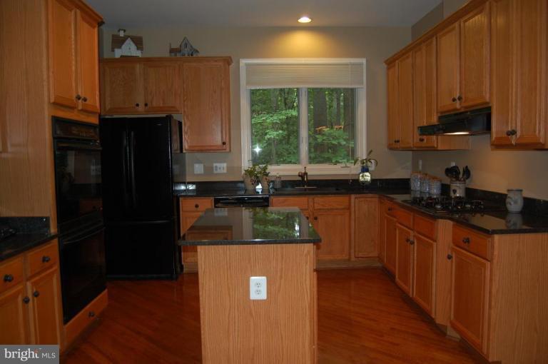 12101 North Walnut Branch Road Reston, VA 20194 - Photo 11 of 30 Kitchen #2
