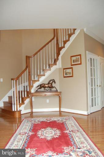 12101 North Walnut Branch Road Reston, VA 20194 - Photo 13 of 30 Entrance / Foyer