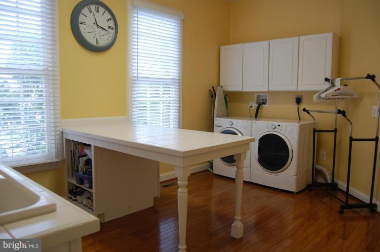 12101 North Walnut Branch Road Reston, VA 20194 - Photo 15 of 30 Laundry Area 2