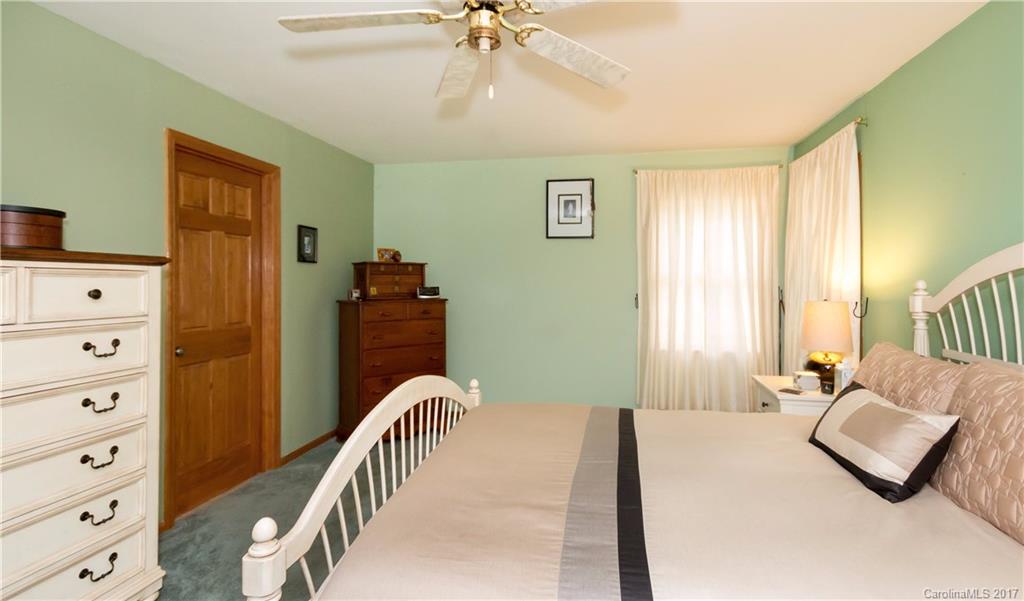 10113 Withers Road Charlotte, NC 28278 - Photo 13 of 23 Gallery Image 13