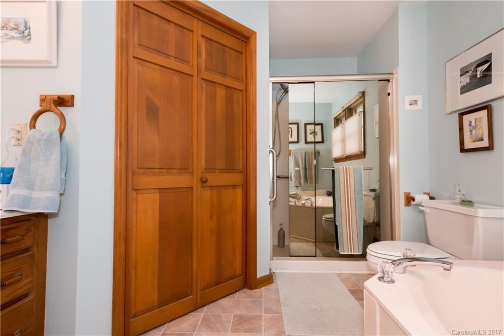 10113 Withers Road Charlotte, NC 28278 - Photo 14 of 23 Gallery Image 14