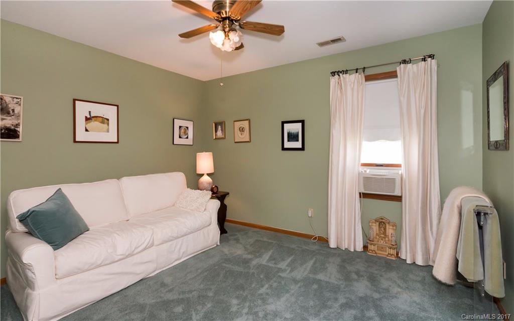 10113 Withers Road Charlotte, NC 28278 - Photo 17 of 23 Gallery Image 17