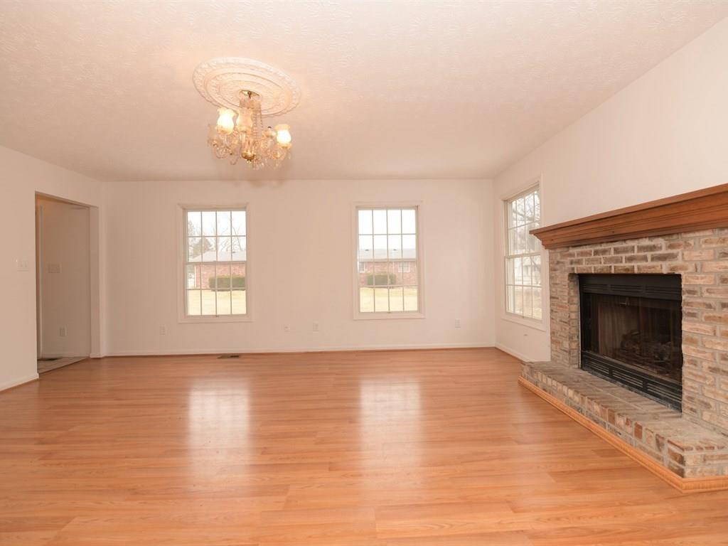 5035 Sylvan Road Indianapolis, IN 46228 - Photo 7 of 22 Gallery Image 7